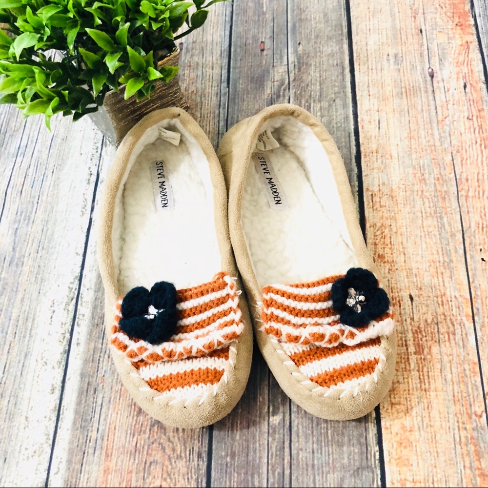 🌟 Bundle 2 for $12 COPY - Steve Madden | Brown Tan Slippers